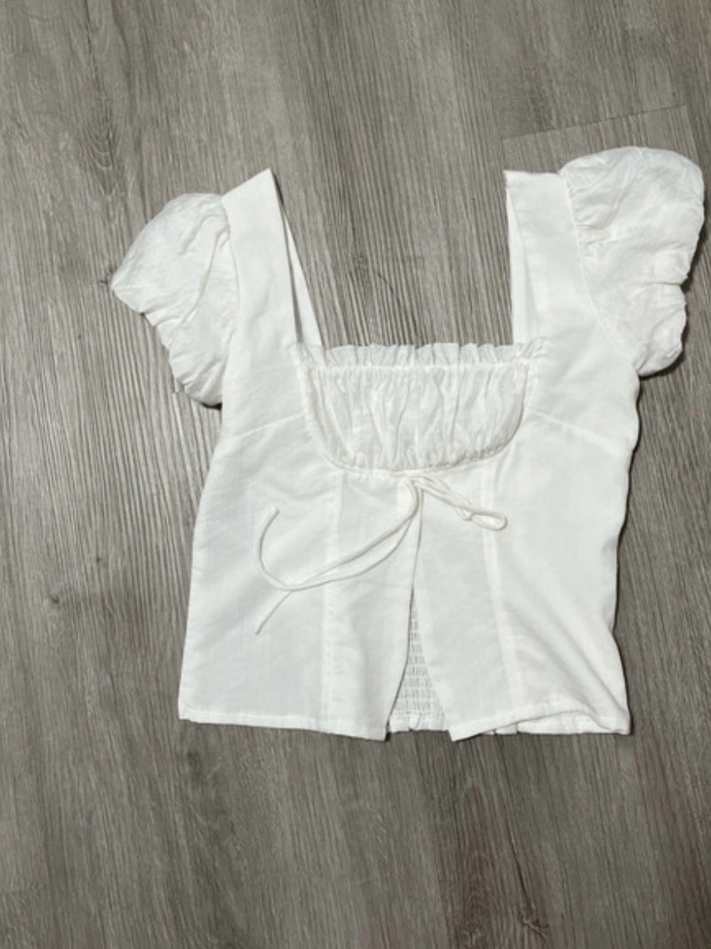 White Square-Neck Puff Sleeve Dainty “Milk Maid” Style Top - Brand Unknown S